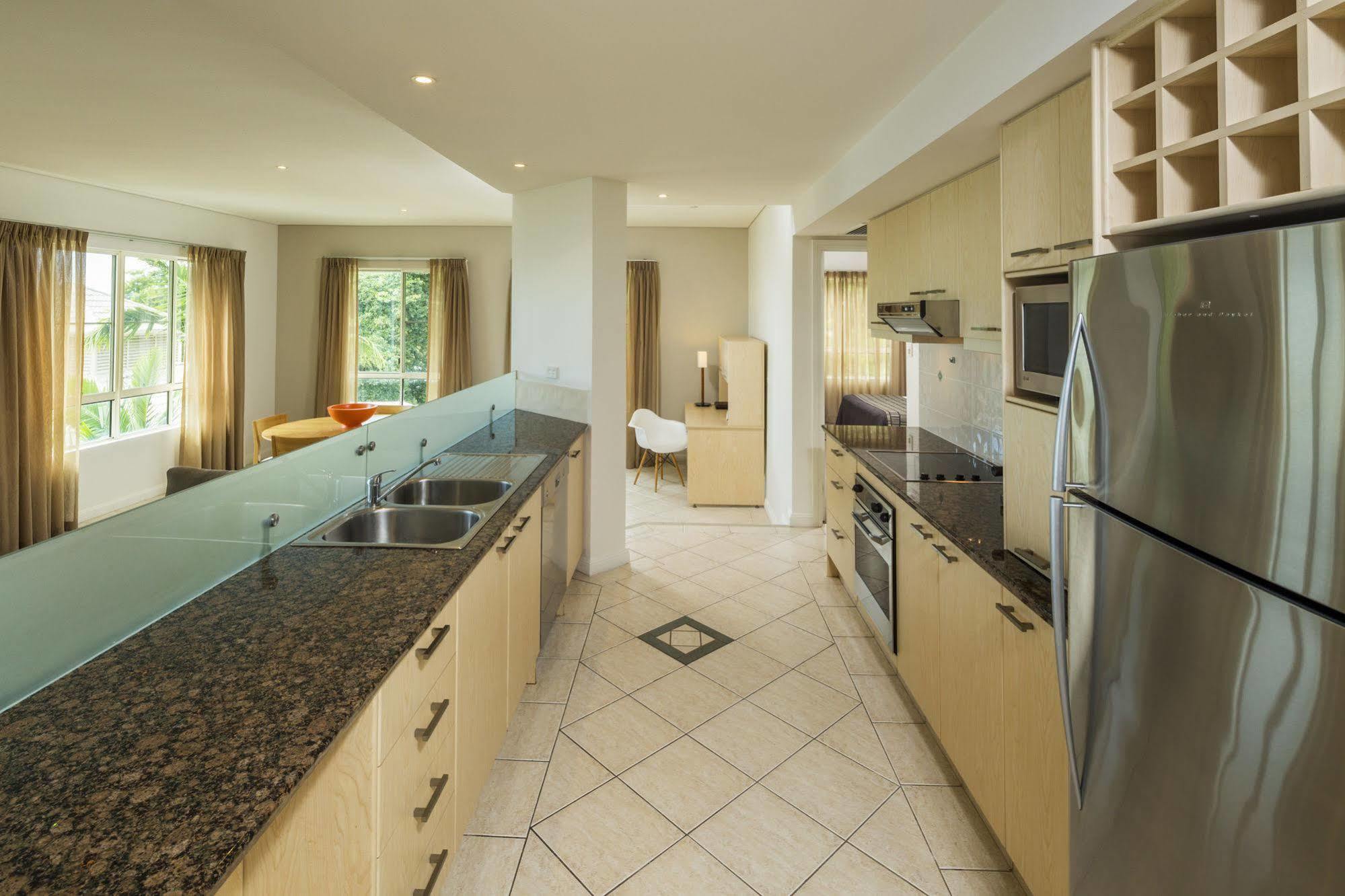 Sea Change Beachfront Apartments Trinity Beach Exterior foto