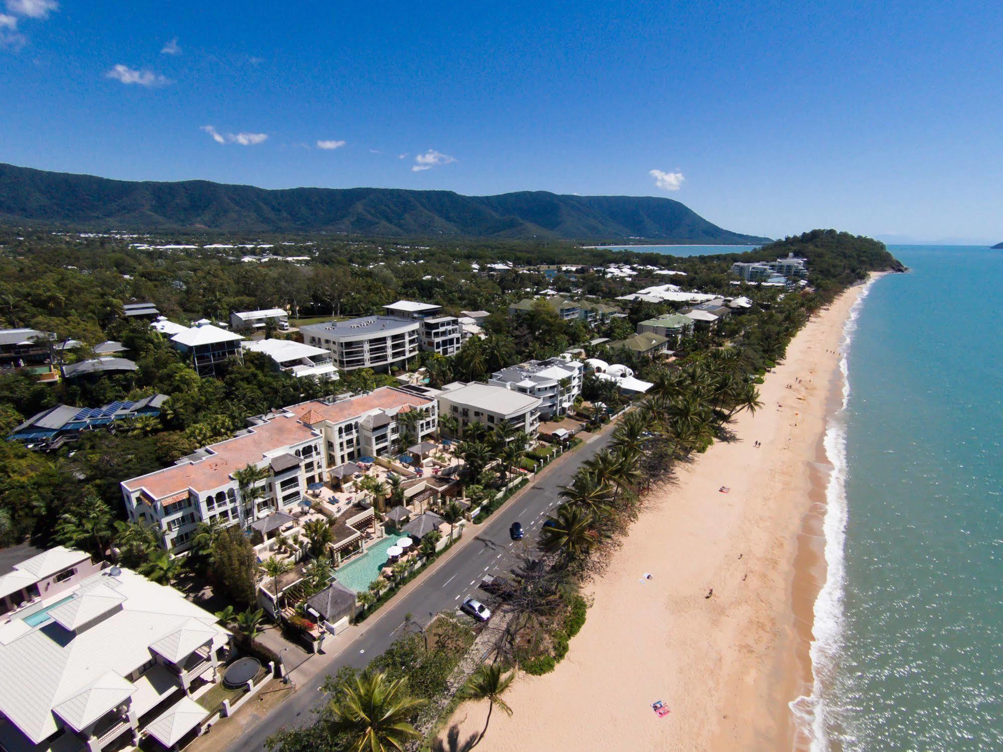 Sea Change Beachfront Apartments Trinity Beach Exterior foto