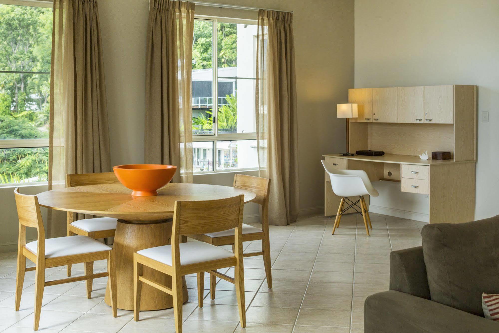 Sea Change Beachfront Apartments Trinity Beach Exterior foto