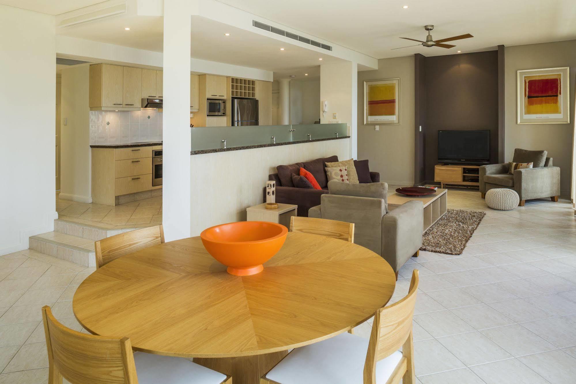 Sea Change Beachfront Apartments Trinity Beach Exterior foto